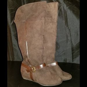 Express Wedge Knee Boot - Size 8